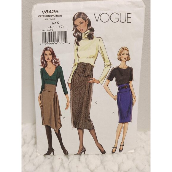 Vogue V8425 Women’s Skirt Sewing Pattern • Pencil Skirt - Picture 7 of 10